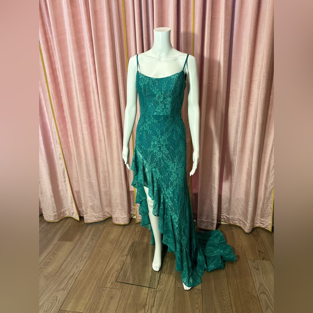 Sherri Hill Style 56946, in Teal, size 00. Tag shows $398.00 retail.